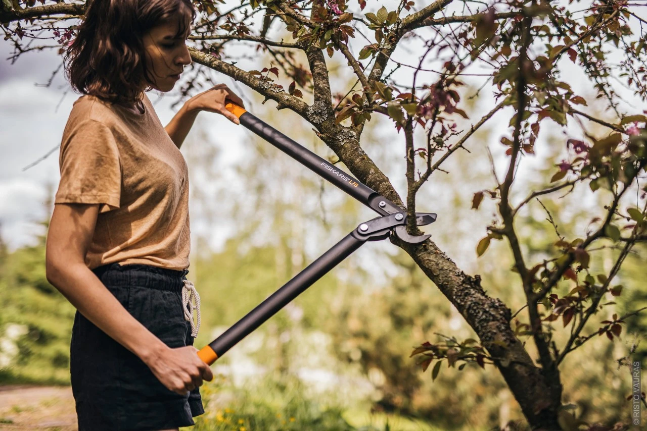 Fiskars Bypass-grensaks Med Gearudveksling Og Krogformet Modskær - Billede 2